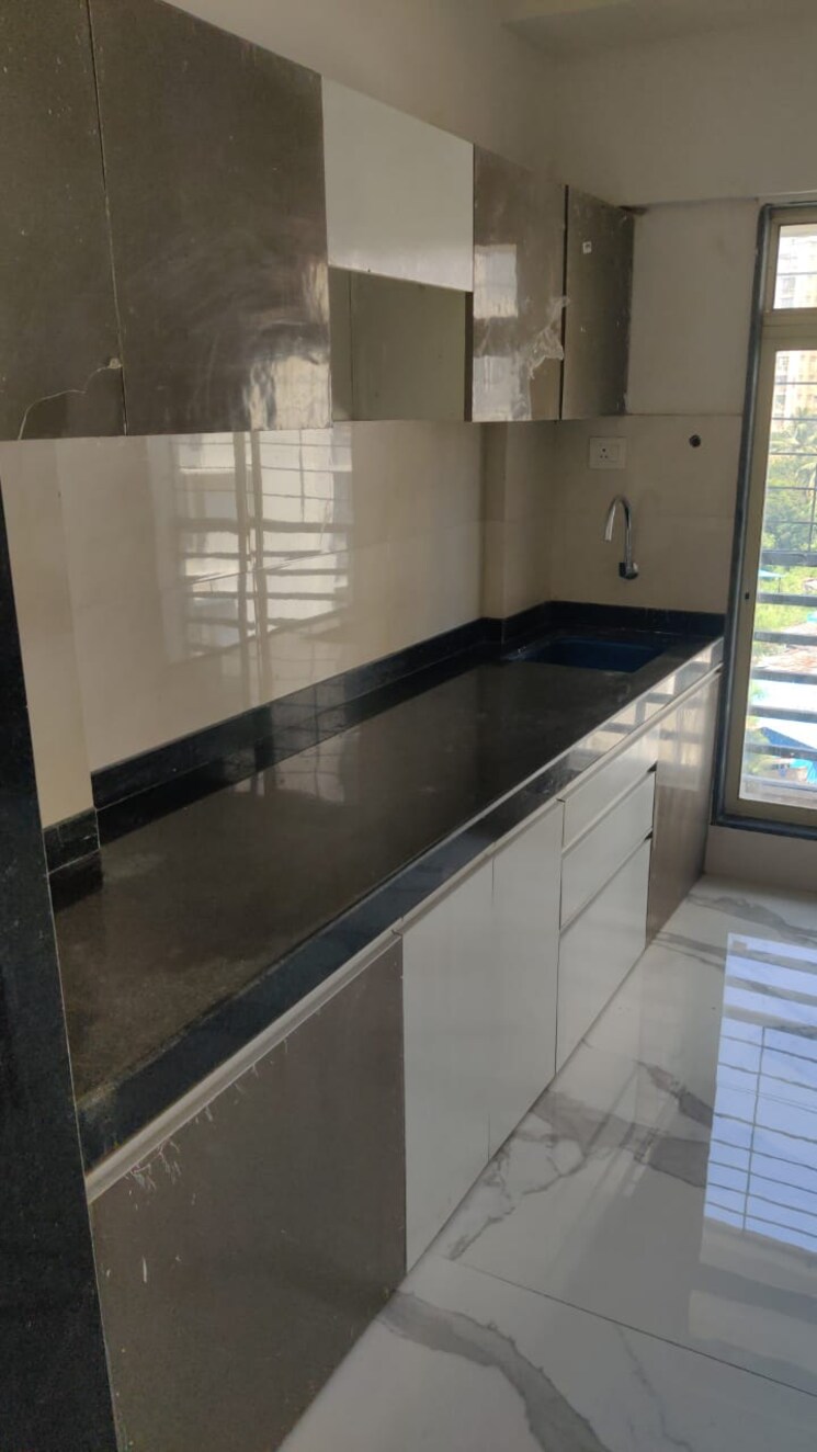 Kitchen, rna-ng-diamond-hill 2 Bedroom 556 Sq.Ft. Apartment In Beverly Park Thane 7650907