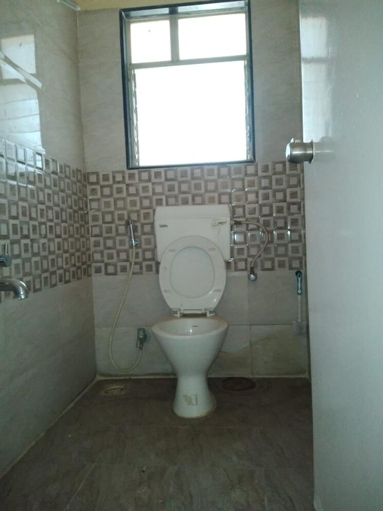 Bathroom, raviraj-yellow-blossoms 2 Bedroom 1100 Sq.Ft. Apartment In Ghorpadi Pune 7651510