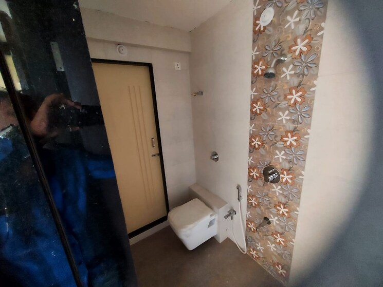 Bathroom, ashar-axis 1 Bedroom 462 Sq.Ft. Apartment In Majiwada Thane 7651597