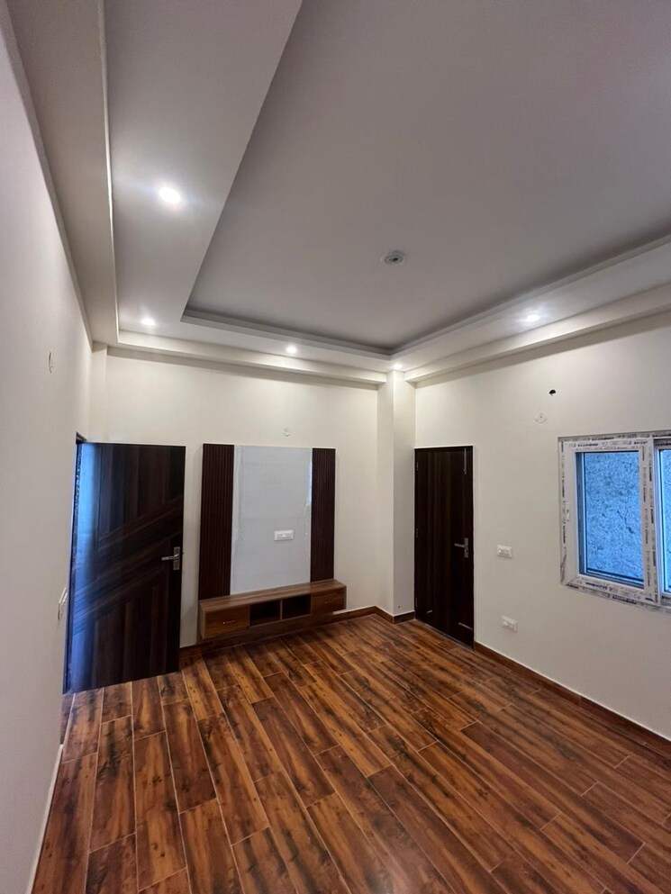 Room, ballupur 3 Bedroom 1850 Sq.Ft. Builder Floor In Ballupur Dehradun 7651610