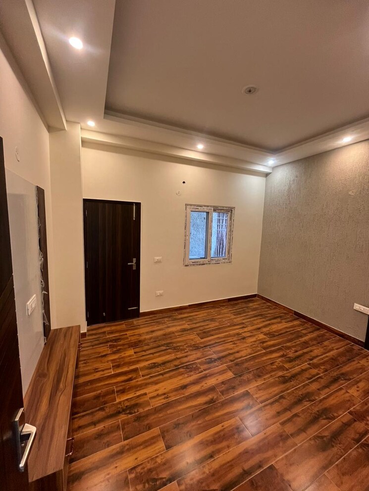 Room, ballupur 3 Bedroom 1850 Sq.Ft. Builder Floor In Ballupur Dehradun 7651610