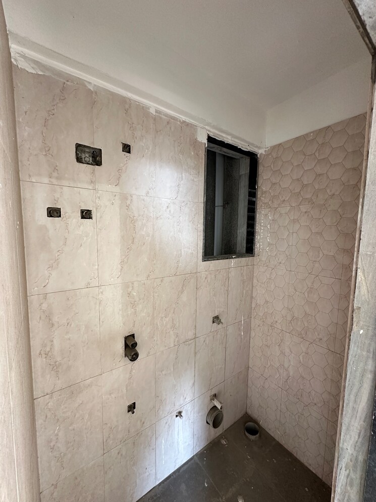 Bathroom, shree-raj-uma-greens 1 Bedroom 303 Sq.Ft. Apartment In Dronagiri Navi Mumbai 7652482