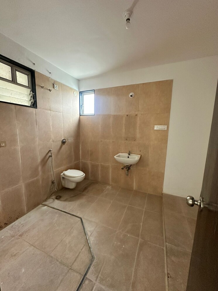 Attached Bathroom, sanklecha-mango-woods 2 Bedroom 1400 Sq.Ft. Apartment In Kondhwa Pune 7652541
