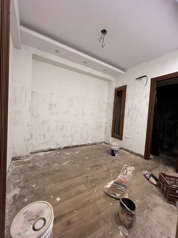 Room in 4 BHK Builder Floor at Sector 55 – for Sale