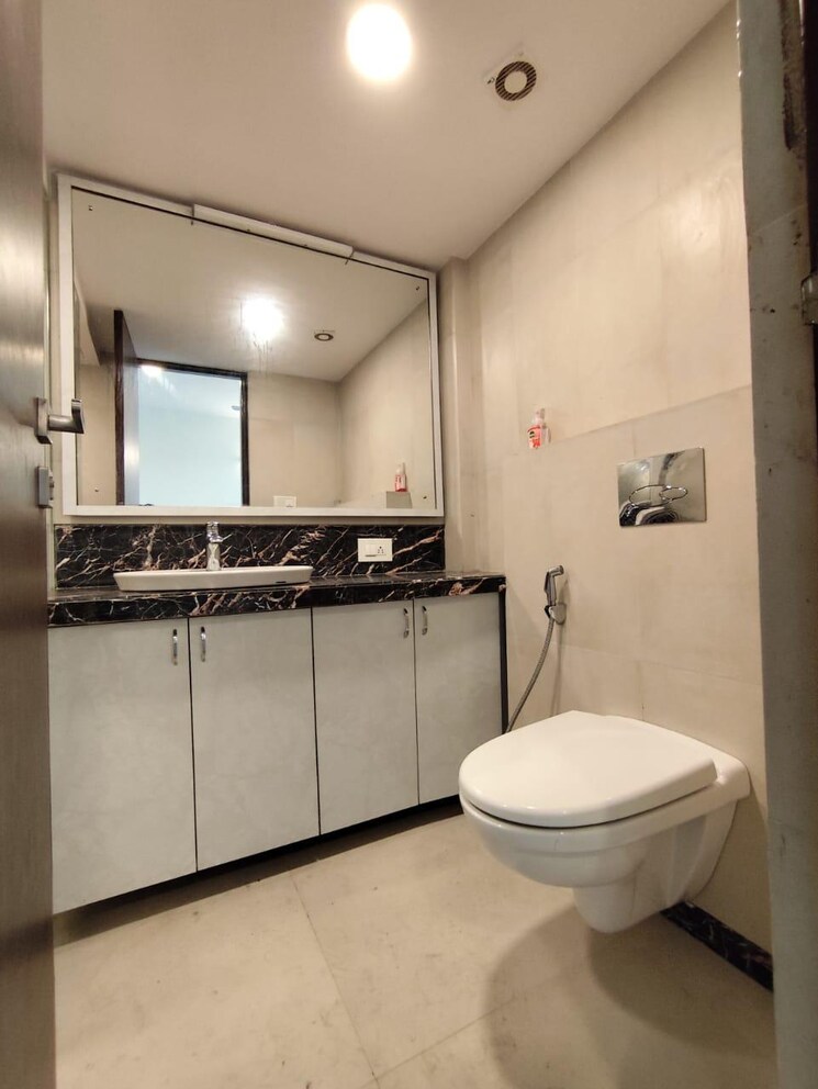 Bathroom, ultra-space-insignia 4 Bedroom 1780 Sq.Ft. Apartment In Kalina Mumbai 7652771