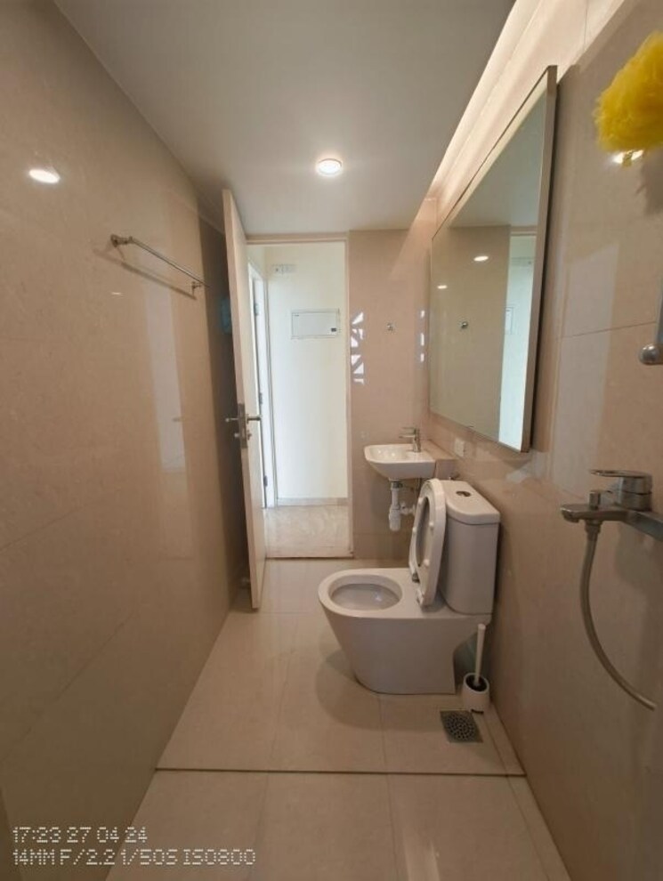 Bathroom, one-hiranandani-park-fairway 1 Bedroom 435 Sq.Ft. Apartment In Ghodbunder Road Thane 7652807