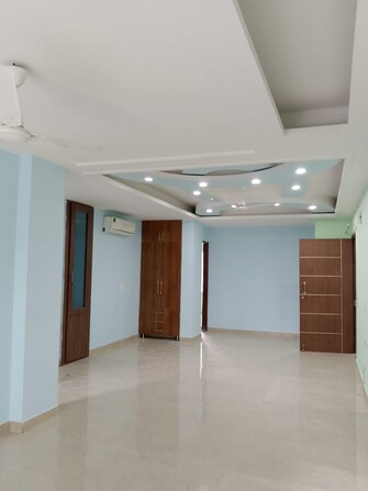 Commercial Showroom 4200 Sq.Ft. For Rent in West Patel Nagar Delhi  7652927