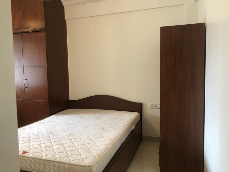 Bedroom, silver-palace-pali-hill 2 Bedroom 1250 Sq.Ft. Apartment In Pali Hill Mumbai 7652957