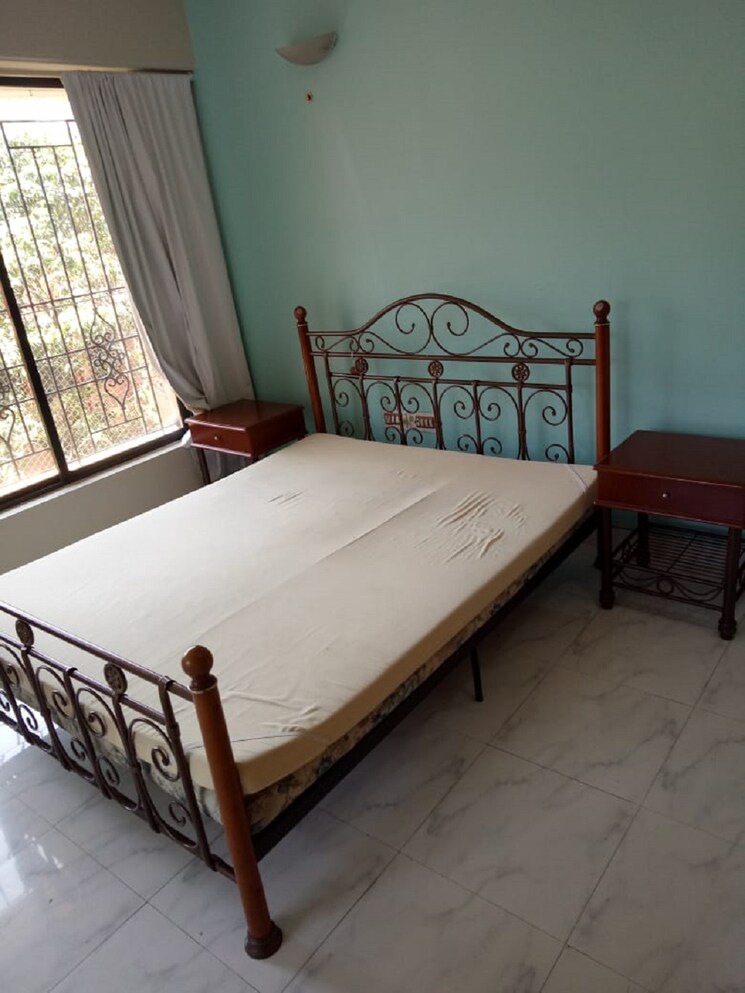 Bedroom, bandra west 2 Bedroom 750 Sq.Ft. Apartment In Bandra West Mumbai 7653019