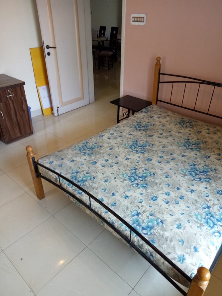 Bedroom, bandra west 2 Bedroom 750 Sq.Ft. Apartment In Bandra West Mumbai 7653019