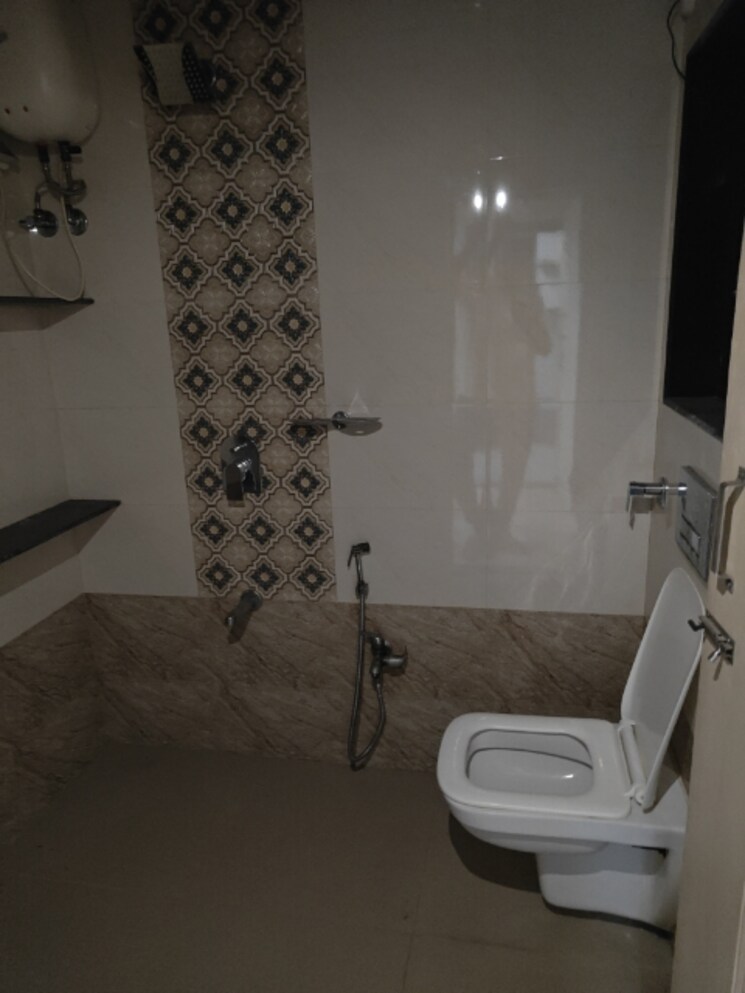 Bathroom, shiv-kalash-apartment 2 Bedroom 1050 Sq.Ft. Apartment In Seawoods Navi Mumbai 7653063