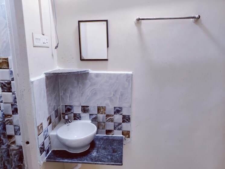 Bathroom, goel-ganga-kunj 1 Bedroom 600 Sq.Ft. Apartment In Vishrantwadi Pune 7653129