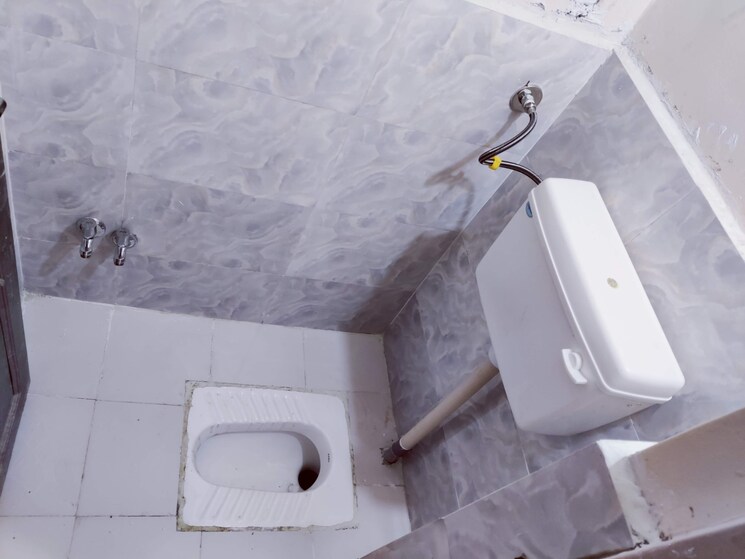 Bathroom, goel-ganga-kunj 1 Bedroom 600 Sq.Ft. Apartment In Vishrantwadi Pune 7653129