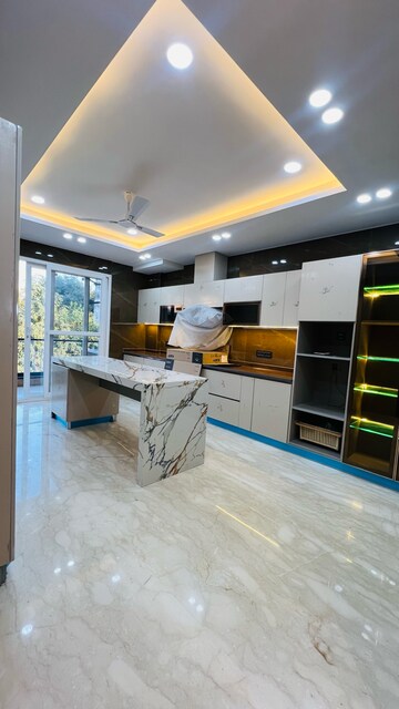 Living Room in 4 BHK Builder Floor at Devindar Vihar, Sector 56 – for Sale