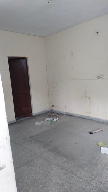 रेसिडेंशियल फ्लैट वर्ग फुट फॉर रेंट इन पश्चिम विहार दिल्ली  7653364