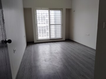 Room in 2.5 BHK Apartment at Goel Ganga Legend, Bavdhan – for Sale