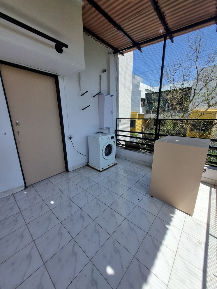 Balcony, suvarnayug-society 2 Bedroom 850 Sq.Ft. Apartment In Aundh Pune 7653508