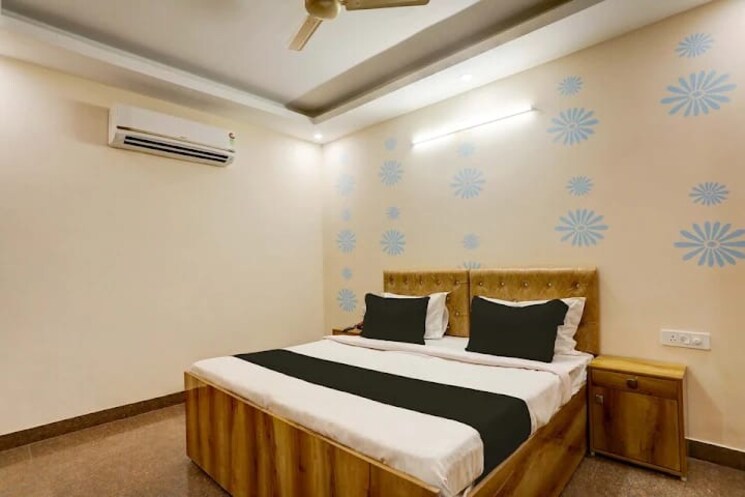 Room, sector 116 Pg For Boys & Girls In Sector 116 7653586