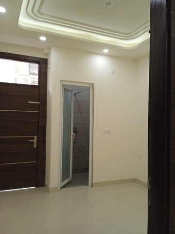 2 BHK Builder Floor For Sale in Mahavir Enclave 1