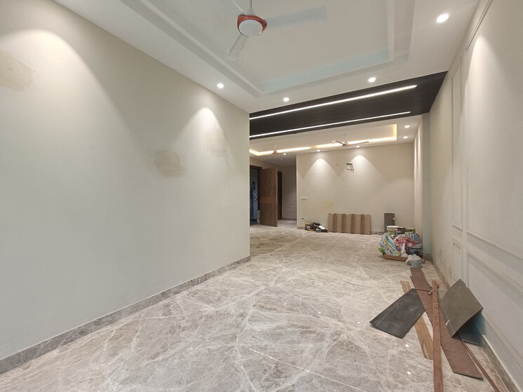 Room, dlf phase ii 3.5 Bedroom 2250 Sq.Ft. Builder Floor In Dlf Phase ii Gurgaon 7653784