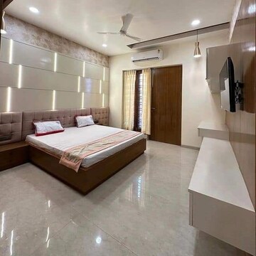 Room in 5 BHK Villa at Lalarpura – for Sale