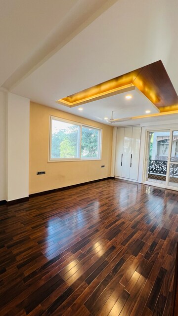 Room in 4 BHK Builder Floor at Devindar Vihar, Sector 56 – for Sale