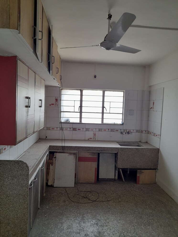 Kitchen, laxmi-krupa-apartments 2 Bedroom 950 Sq.Ft. Apartment In Bhusari Colony Pune 7653970