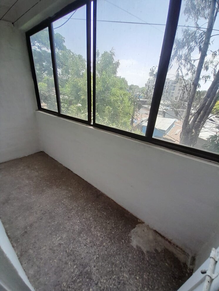 Balcony, laxmi-krupa-apartments 2 Bedroom 950 Sq.Ft. Apartment In Bhusari Colony Pune 7653970