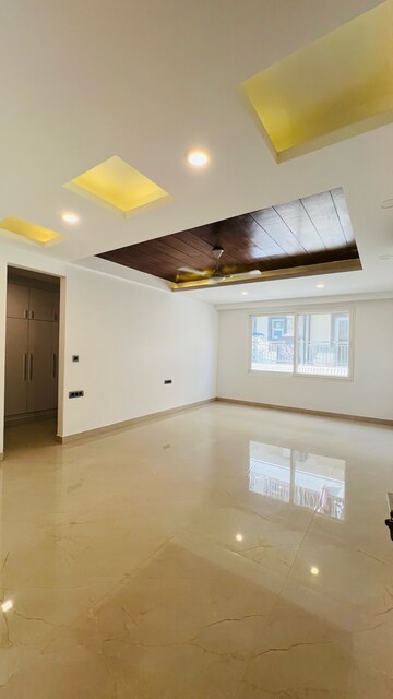 Kitchen in 4 BHK Builder Floor at Devindar Vihar, Sector 56 – for Sale
