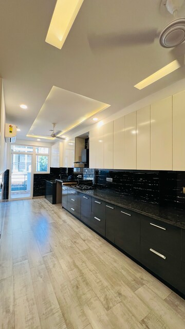 Kitchen in 4 BHK Builder Floor at Devindar Vihar, Sector 56 – for Sale