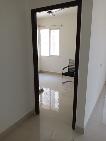 Room in 2 BHK Apartment at Signature Global Orchard Avenue, Sector 93 – for Sale