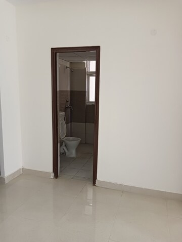 Room in 2 BHK Apartment at Signature Global Orchard Avenue, Sector 93 – for Sale