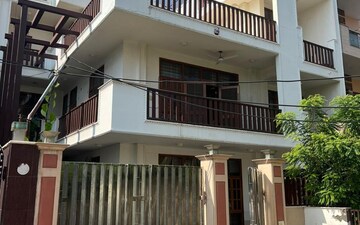3.5 BHK Builder Floor For Rent in Sector 21d
