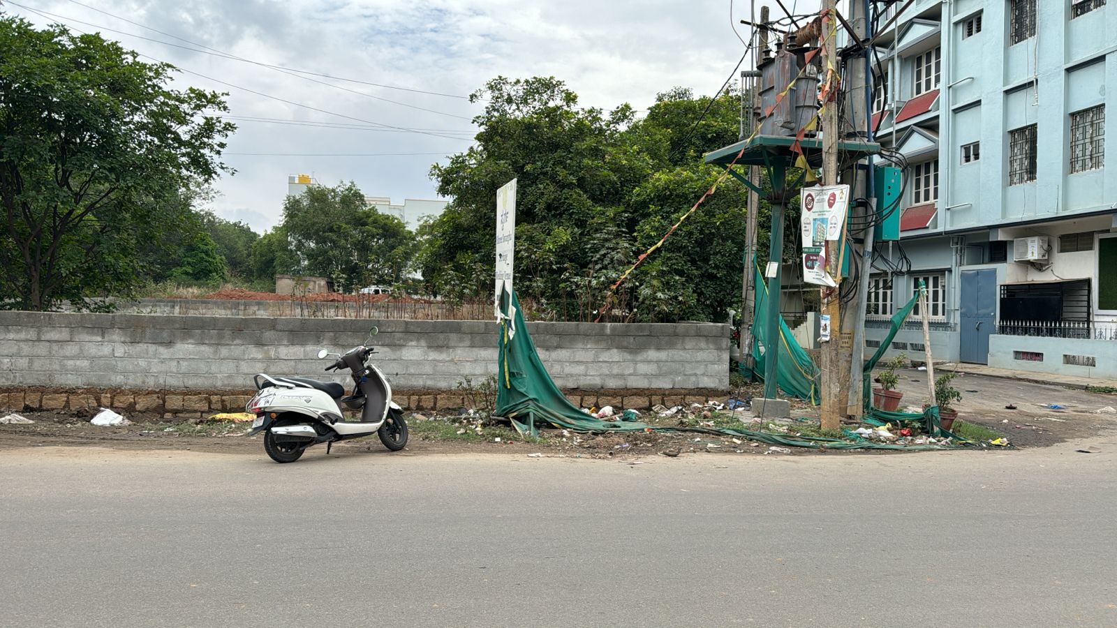 कॉमर्शियल लँड वर्ग फुट फॉर रीसेल इन नारायणपुरा बैंगलोर  7654765