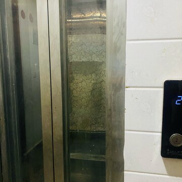 रेसिडेंशियल बिल्डर फ्लोर वर्ग यार्ड फॉर रेंट इन द्वारका मोर दिल्ली  7655064