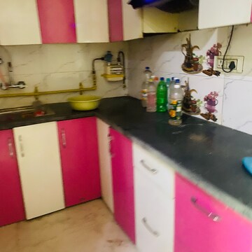 रेसिडेंशियल बिल्डर फ्लोर वर्ग यार्ड फॉर रेंट इन द्वारका मोर दिल्ली  7655064