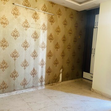 रेसिडेंशियल बिल्डर फ्लोर वर्ग यार्ड फॉर रेंट इन द्वारका मोर दिल्ली  7655064