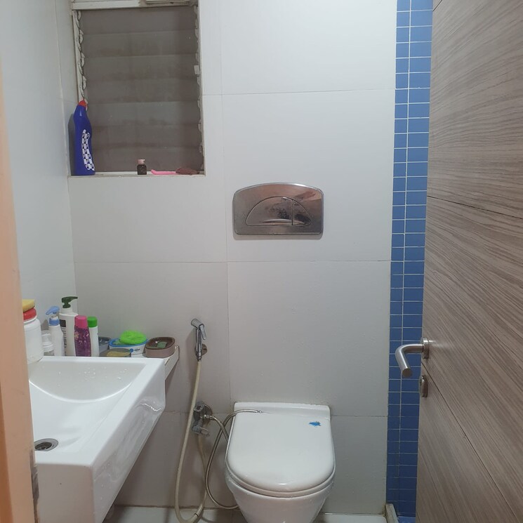Bathroom, group-seven-rushi-heights 2 Bedroom 690 Sq.Ft. Apartment In Goregaon East Mumbai 7655142