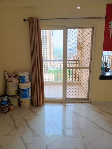 Room in 2 BHK Apartment at Divyansh Flora, Sector 16c Greater Noida – for Sale