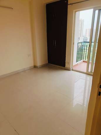 2 BHK Apartment For Rent in Gardenia Golf City Sector 75 Noida  7655560