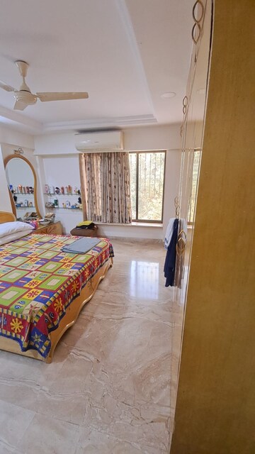 Bedroom in 3 BHK Apartment at Union Park Khar West, Khar West – for Sale