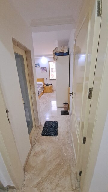 Room in 3 BHK Apartment at Union Park Khar West, Khar West – for Sale