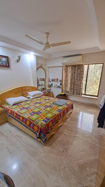 Bedroom in 3 BHK Apartment at Union Park Khar West, Khar West – for Sale