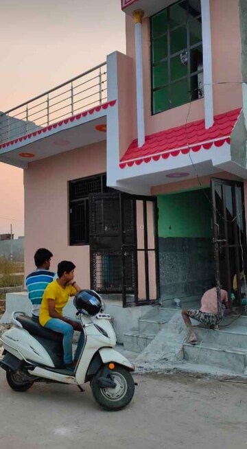  Plot For Sale in Anand Vihar
