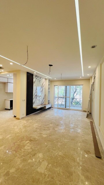 Room in 4 BHK Builder Floor at Uppal Southend, Sector 49 – for Sale