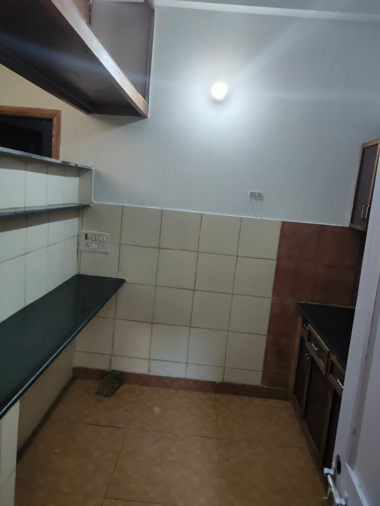 Kitchen, sector 27 4 Bedroom 112 Sq.Mt. Independent House In Sector 27 Noida 7656308