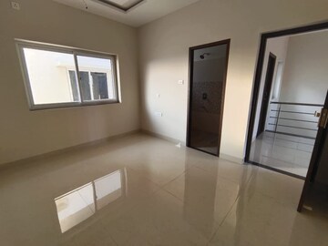 Room in 3 BHK Independent House at Sejbahar – for Sale