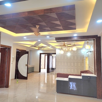 Kitchen in 3 BHK Builder Floor at BPTP Eden Estate, Sector 81 – for Sale