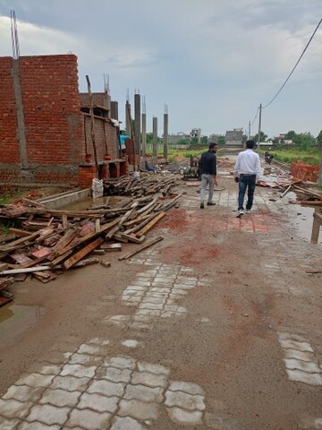  Plot – Exterior View View at Gomti Nagar - for Sale