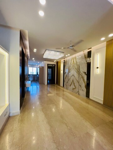 Room in 4 BHK Builder Floor at Anant Raj Ashok Estate, Sector 63a – for Sale